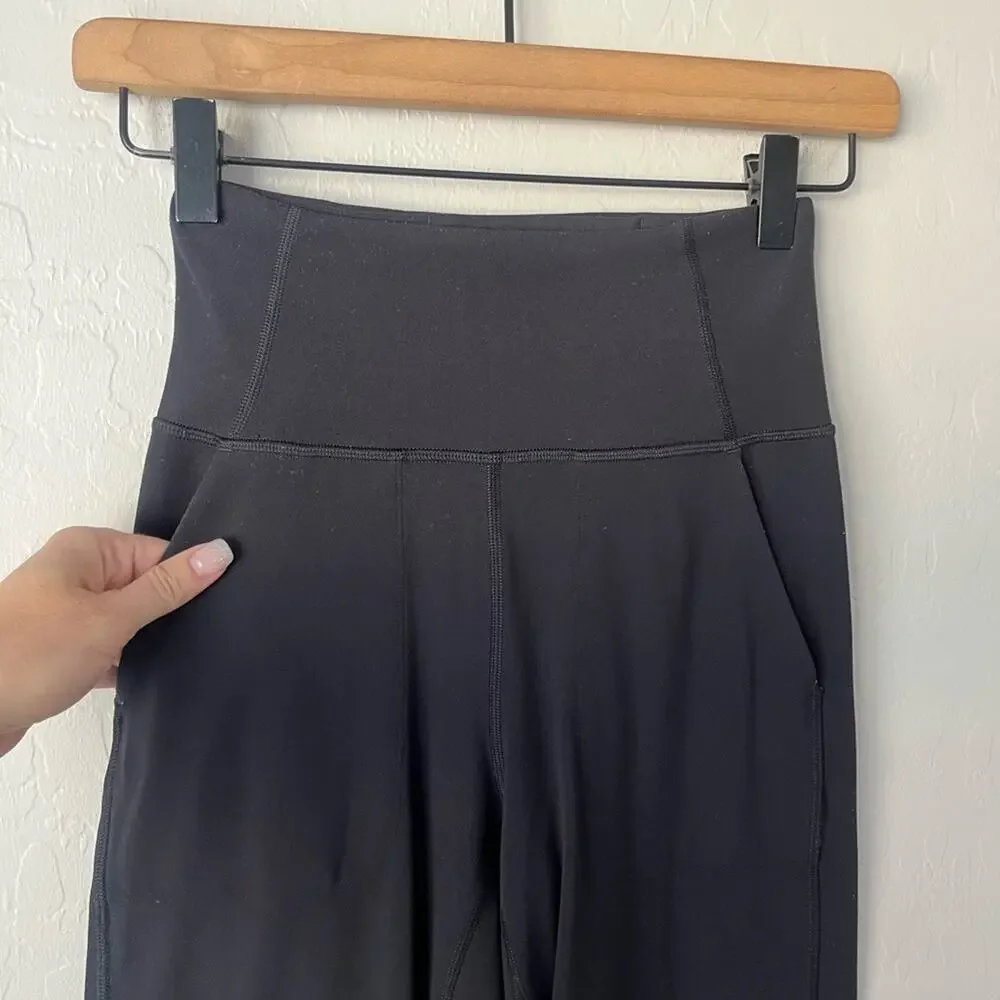 Lululemon Align Super-High-Rise Wide-Leg Crop jogger black 2